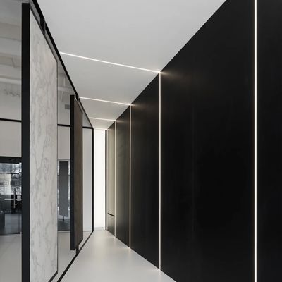 Geführtes Profil für den Decken-Lichtstrahl schwarzen Streifen-Kanal beleuchtend vertiefte Aluminium des Trockenmauer-Gips-Gypsum3 T5