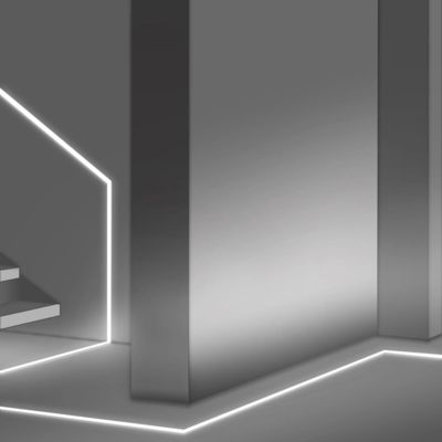 Oberfläche W50*H35 brachte Graphit Aluminiumprofil mit schwarzem Streifenverdrängungsprofil PC Abdeckungs-LED an