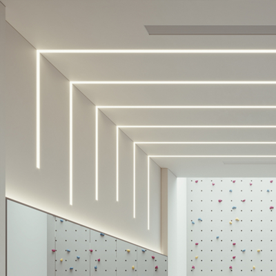 Guter Preis LED-Streifen-Aluminiumprofil mit 12mm 14*13mm linearem Aluminiumkühlkörper-Oberfläche Berg Online