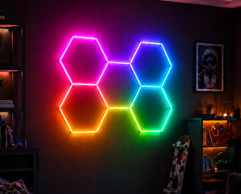 Anschlüssige LED-Hexagonallicht RGB Honigsack Modulplatten für Garage Gym Workshop und Büro Deckenbeleuchtung Anwendungen