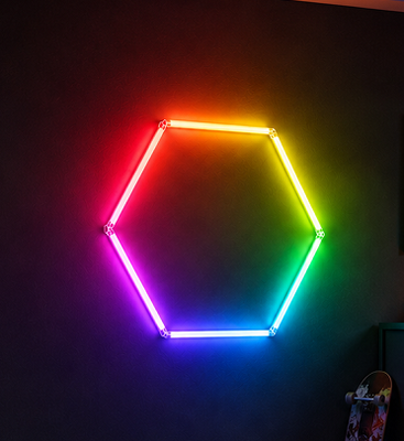 Guter Preis RGB LED Hexagon Light Modular Ceiling Lighting System für Garage Gym Workshop Büro Anschlüssige Honeycomb LED Hex Lichtscheiben Online