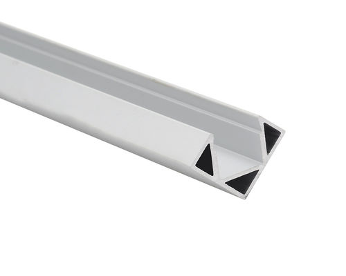 Guter Preis 90 Grad 18x18mm bereiftes Eckprofil 6063 T5 LED Online