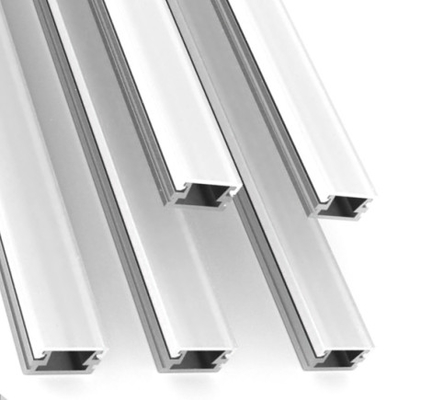 Streifen-bereifte Aluminiumprofil PC H7.5mm LED ROHS-Verdrängungs-Prozess