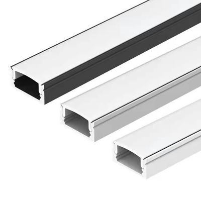 Guter Preis 17*9mm LED Streifen-Aluminiumprofil-Kanal-Verdrängung mit PC Abdeckung Online