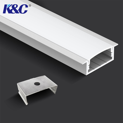 Guter Preis PMMA-Diffusor vertiefte Aluminium-LED profilieren 2.5m Längen-Sandstrahlen Online